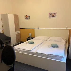  Hostel Welcome & Praguecentre Czechy